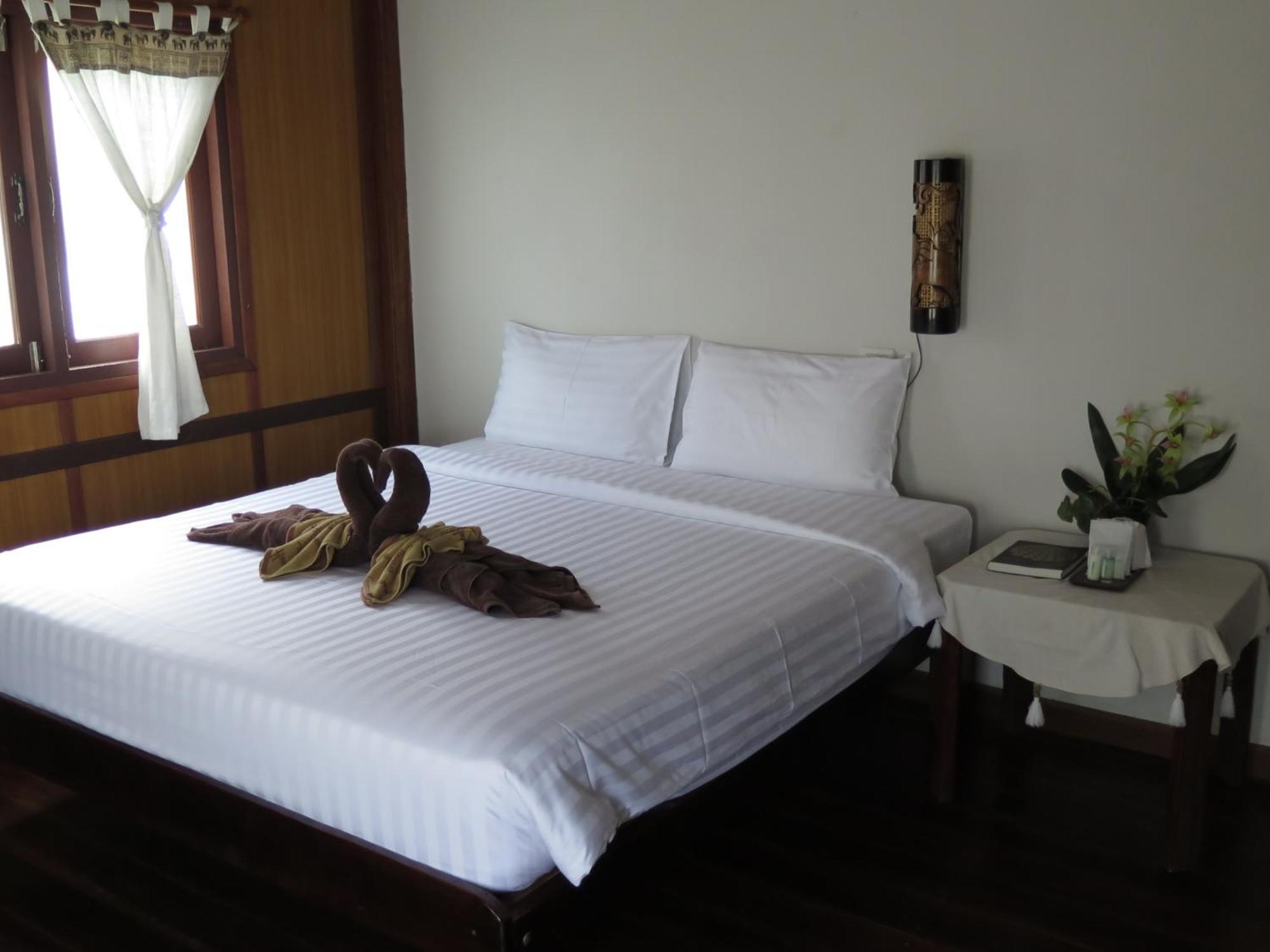 V-View Beach Resort Баан Тай Экстерьер фото