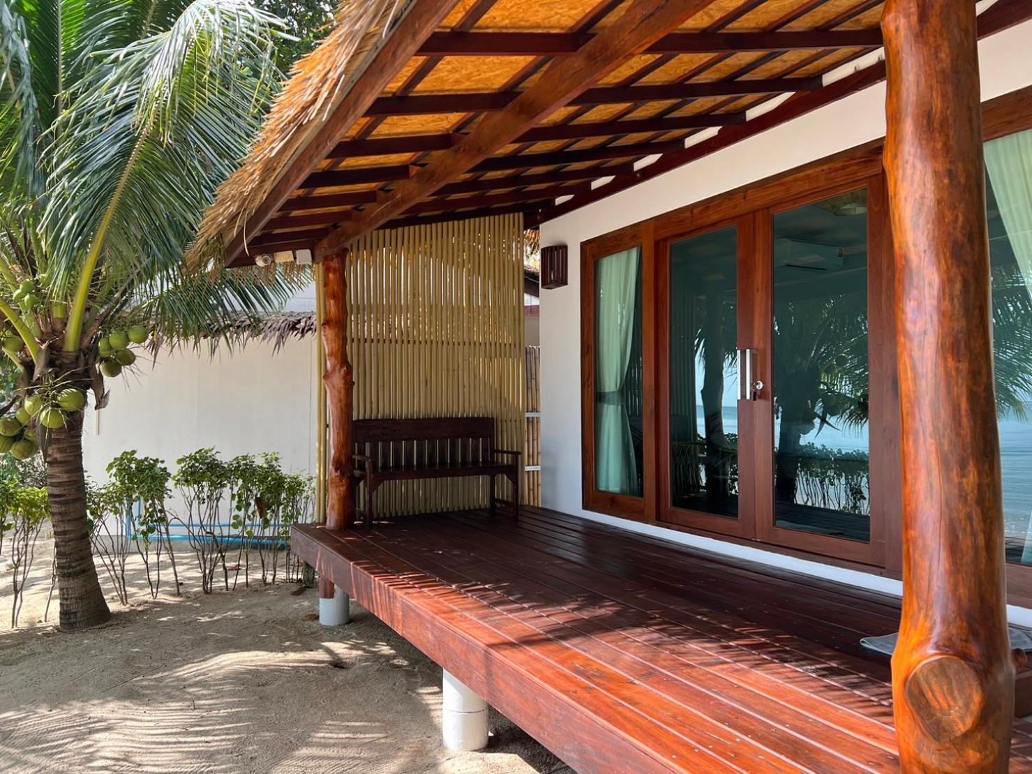 V-View Beach Resort Баан Тай Экстерьер фото